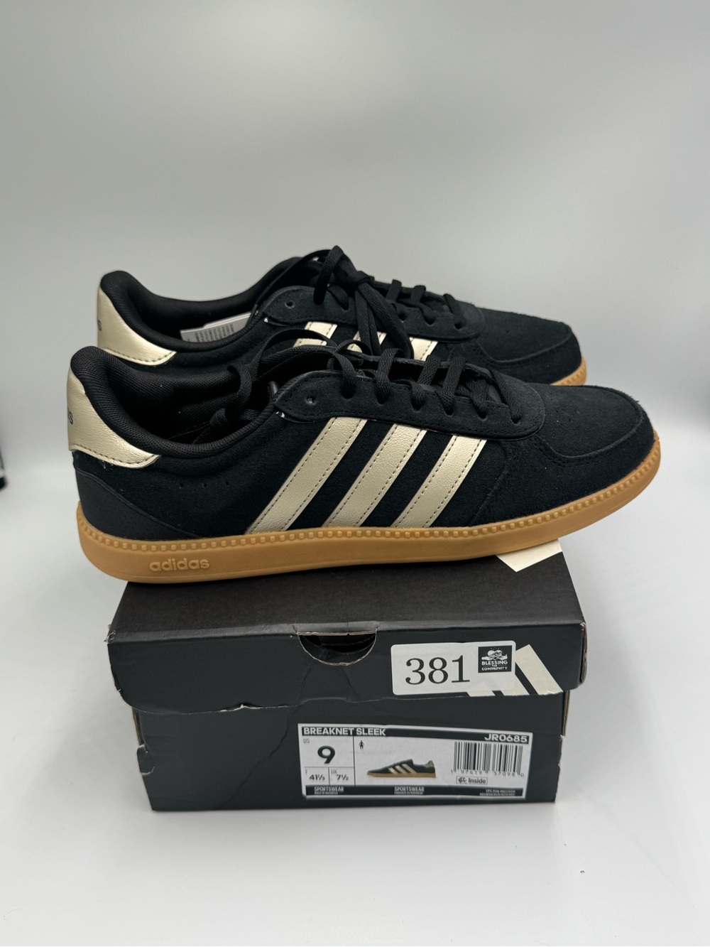 Adidas Breaknet Sleek Black Cream Gum Sneakers Women’s 9 New in Box JR0685